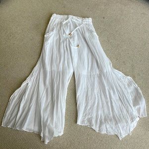 Gorgeous all cotton Beach pants-NEW and never worn.